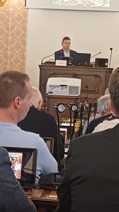 Mítink v poslanecké sněmovně."My Češi Slované" jsme byly pozváni.