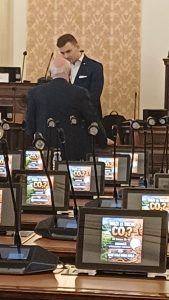 Mítink v poslanecké sněmovně."My Češi Slované" jsme byly pozváni.